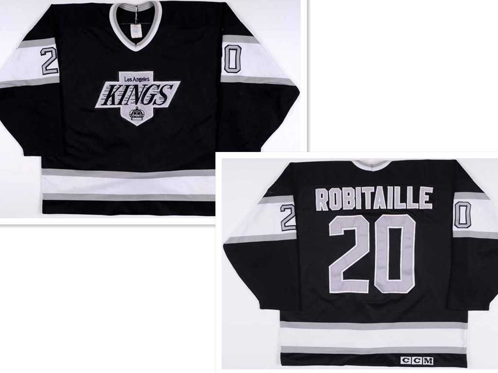 Men%27s Los Angeles Kings #20 Luc Robitaille Black Throwback CCM Jersey->new york rangers->NHL Jersey